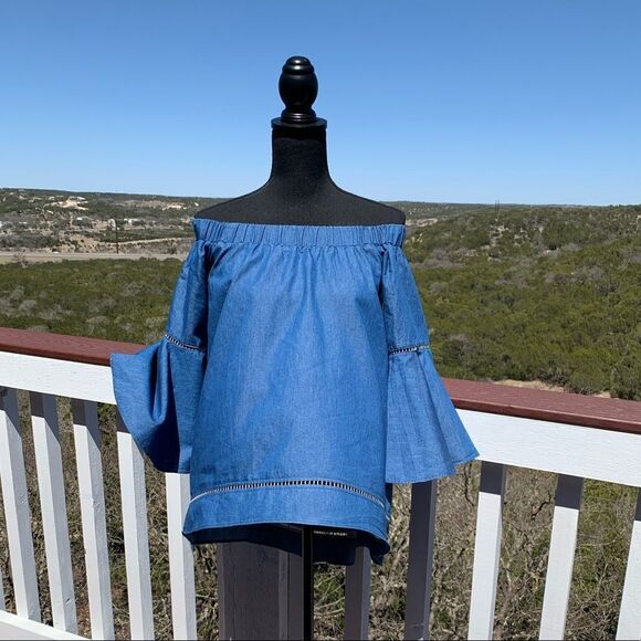 Denim Off Shoulder Top Bell Sleeves‎ - Picture 3 of 12